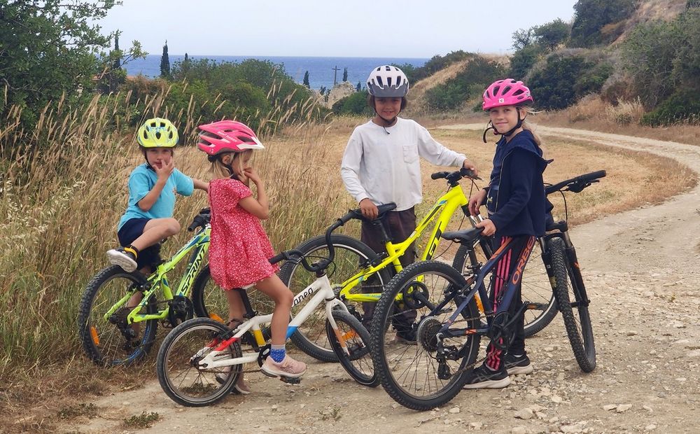 Покоряйте горные тропы Кипра с детской велошколой Cyprus Bike